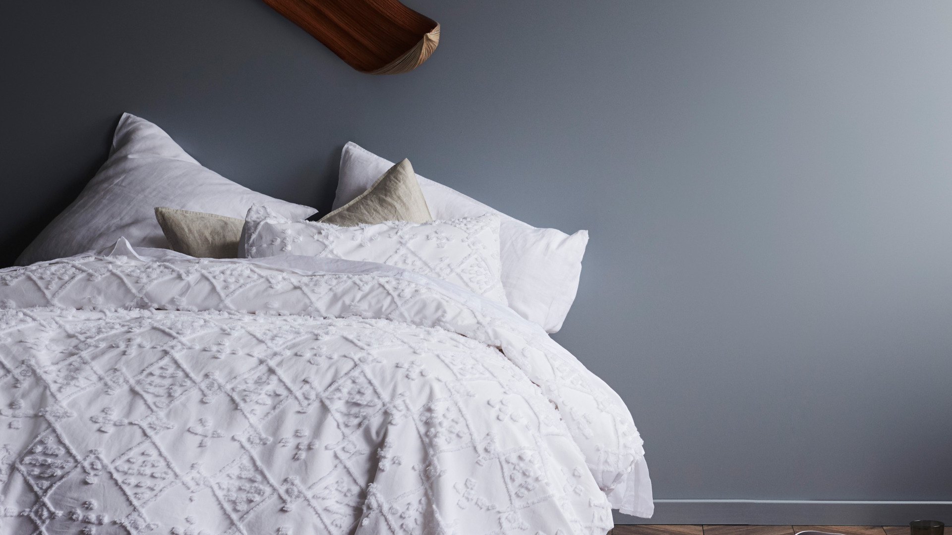 43578_White HR Casablanca Bedlinen_Square_e5b754a8_b887_4cb9_b0ab_6cb604cc4bcf.png