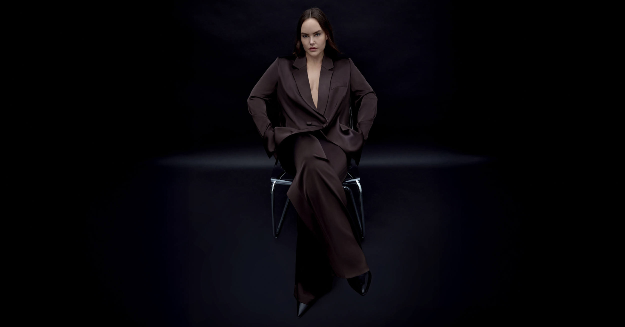 CCAU25AWBLACKSocial8_1