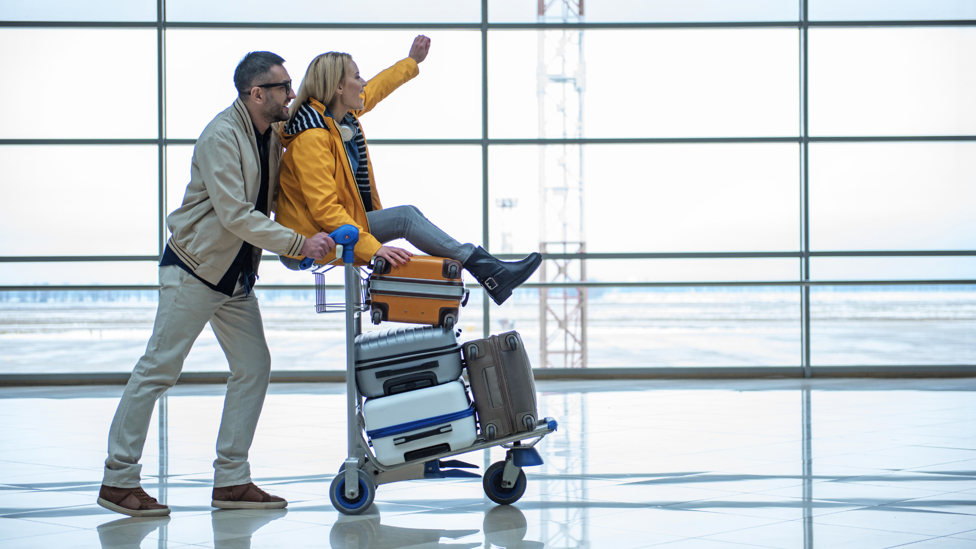 1920 x 1080 - Airport Summer Scratch_1