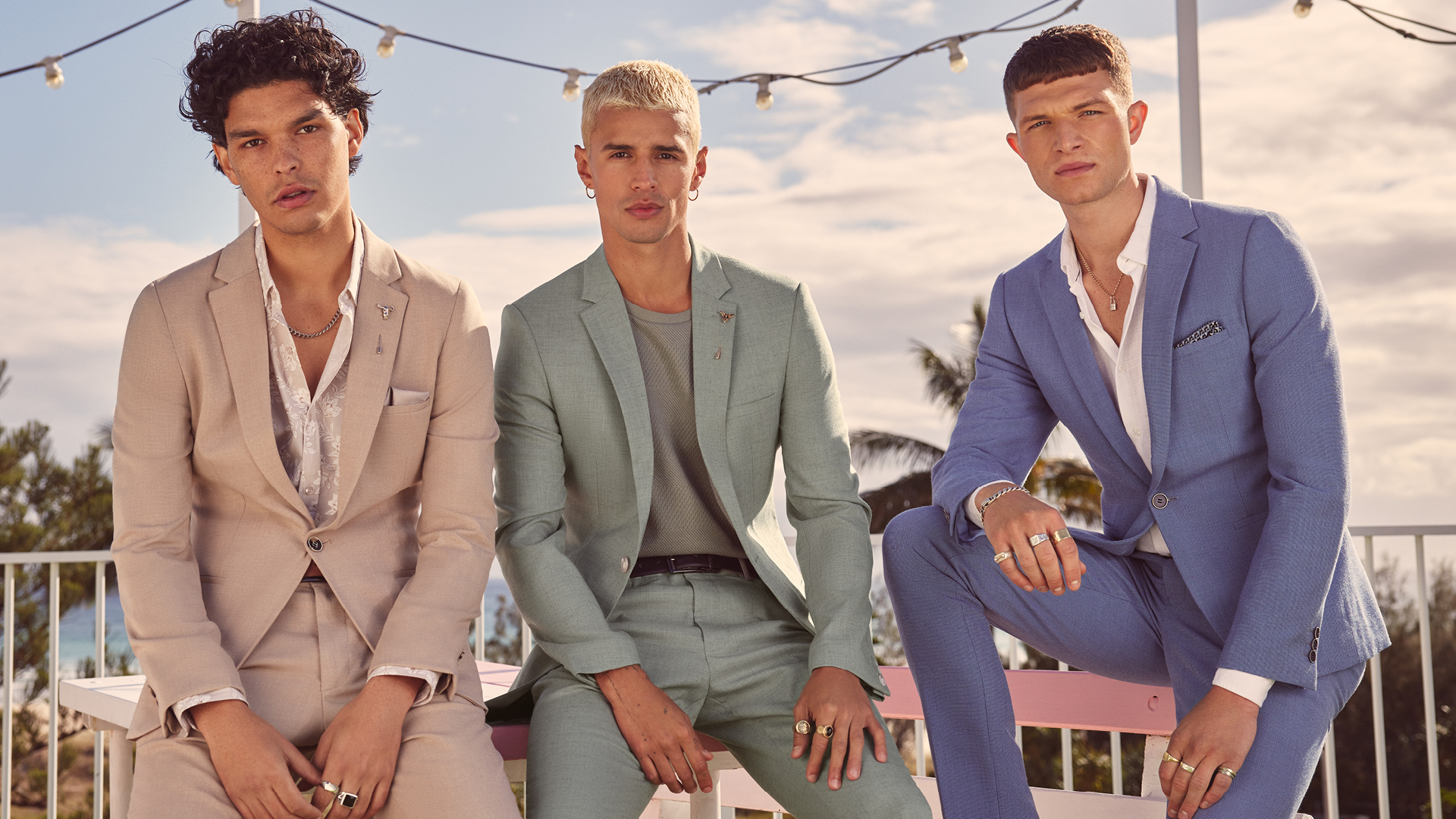 O-0355-Jul-22-SS22-NewSeasonDigitalAsssets-LAM-HeroBanners-QIC-1920x1080_1_1_1